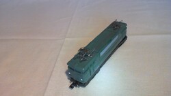N_PIKO_Elektrická_lokomotiva_BB9210SNCF_celo.
